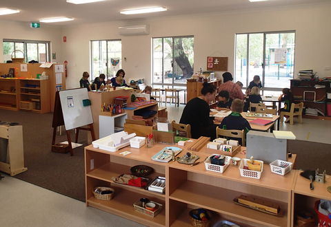 Riverlands Montessori School - Education Melbourne 3