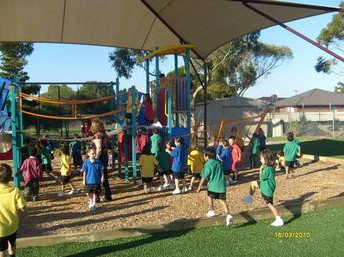 Queen Of Peace Parish Primary School - Education Melbourne 3