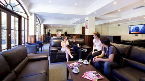 RMIT Village - Education Melbourne 1