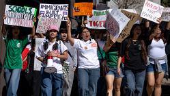 Anti-ICE walkout exposes how school district 'failed' parents, risked student safety: 'Broken my trust' Melbourne Education