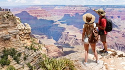 Hikers face urgent Grand Canyon heat warning after teen's death on popular trail Education Melbourne